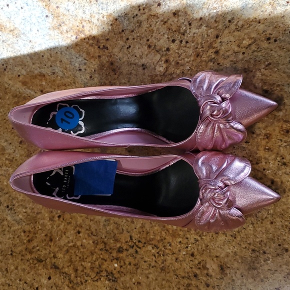 Ted Baker London Ryal Metallic Bow Court Pump sz 10 - Picture 3 of 8